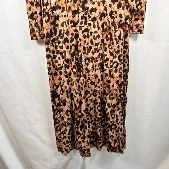 Cabi Selma Size Medium Leopard Print Dress Stretch Figure Flattering - Picture 10 of 12